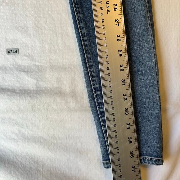 American Eagle Outfitters Women Skinny Jeans size 6 US Blue Mid Rise Stretch - Picture 3 of 11